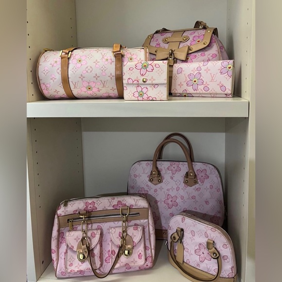 Meet your Posher, Cindy 🎀 - Picture 9 of 11